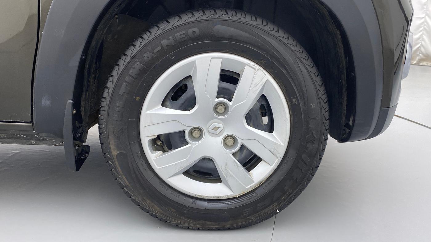 2019 Renault Kwid 1.0 RXT Opt, Petrol, Manual, 31,022 km, Right Front Wheel