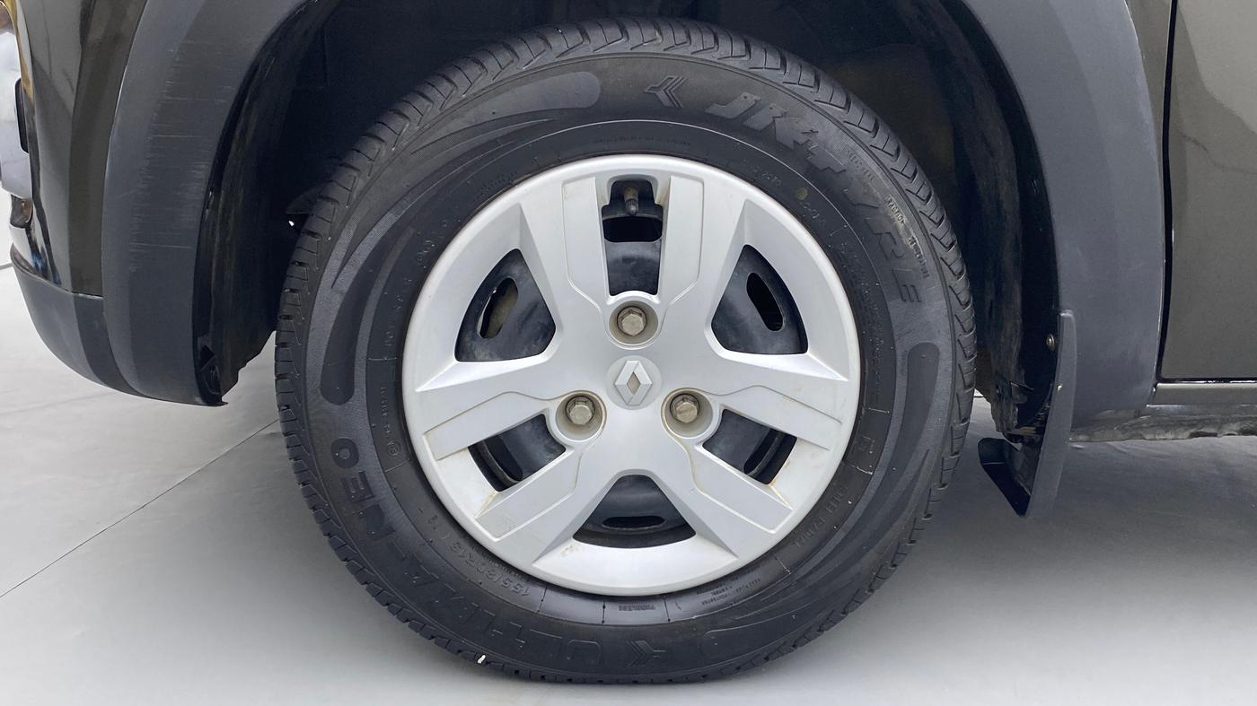 2019 Renault Kwid 1.0 RXT Opt, Petrol, Manual, 31,022 km, Left Front Wheel