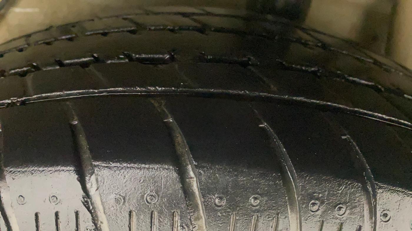 2021 Maruti Celerio ZXI AMT, CNG, Automatic, 46,231 km, Left Rear Tyre Tread