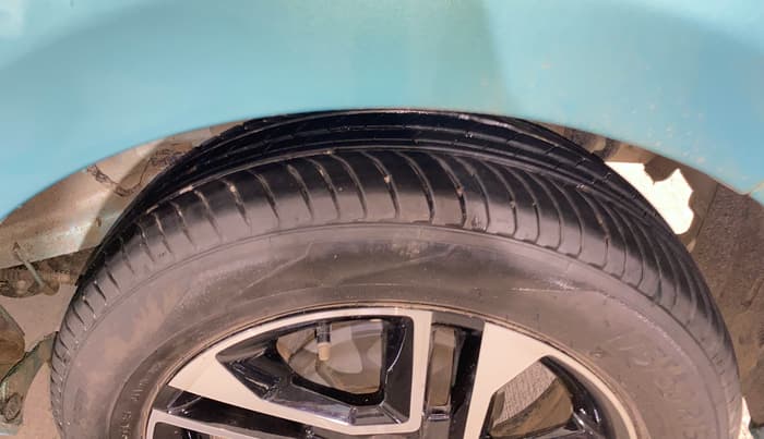 2025 Tata Tiago XZ PLUS DUAL TONE PETROL, Petrol, Manual, 9,044 km, Left Rear Tyre Tread