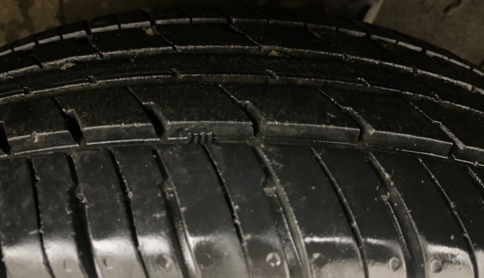 2019 Renault Kwid RXT 1.0 AMT (O), Petrol, Automatic, 47,251 km, Left Rear Tyre Tread