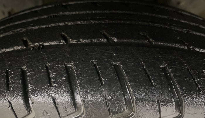 2019 Renault Kwid RXT 1.0 AMT (O), Petrol, Automatic, 47,251 km, Left Front Tyre Tread