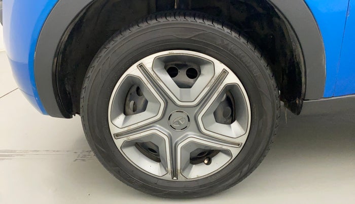 2017 Tata NEXON XM PETROL, CNG, Manual, 50,623 km, Left Front Wheel