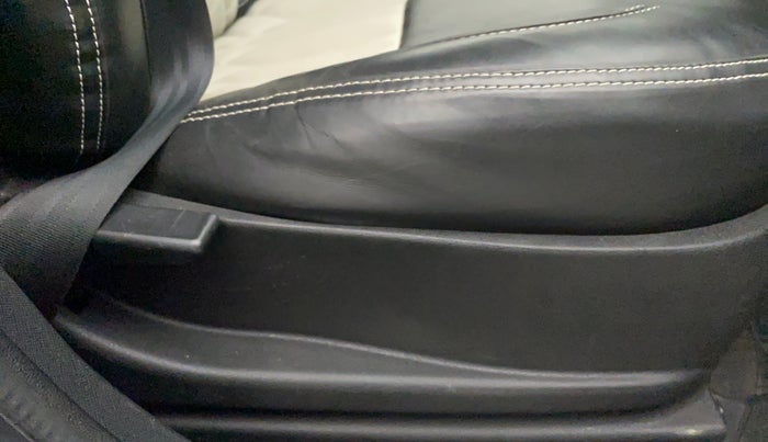 2017 Tata NEXON XM PETROL, CNG, Manual, 50,623 km, Driver Side Adjustment Panel