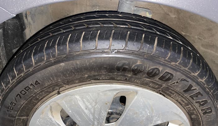 2014 Maruti Celerio VXI AMT, Petrol, Automatic, 52,465 km, Left Front Tyre Tread