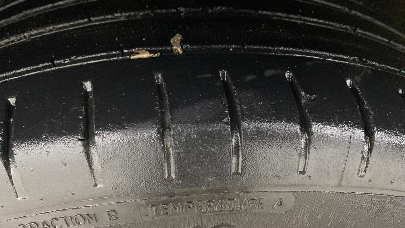 2021 Toyota Glanza G CVT, Petrol, Automatic, 33,067 km, Left Front Tyre Tread