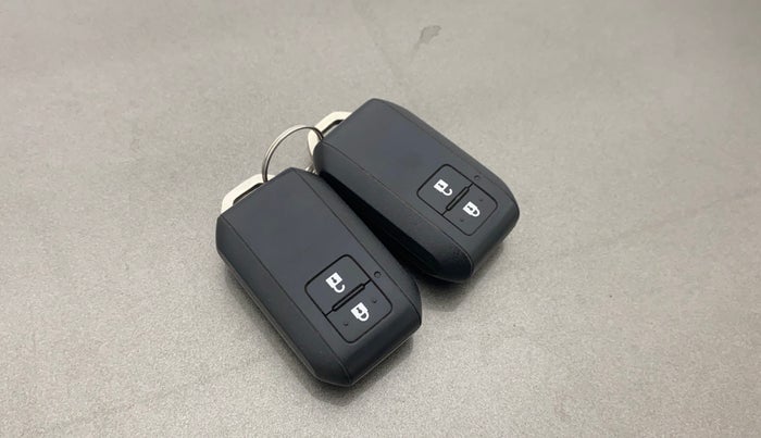 2023 Maruti Swift ZXI CNG, CNG, Manual, 38,643 km, Key Close Up