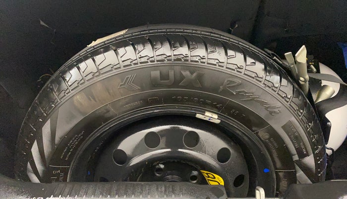 2023 Maruti Swift ZXI CNG, CNG, Manual, 38,643 km, Spare Tyre