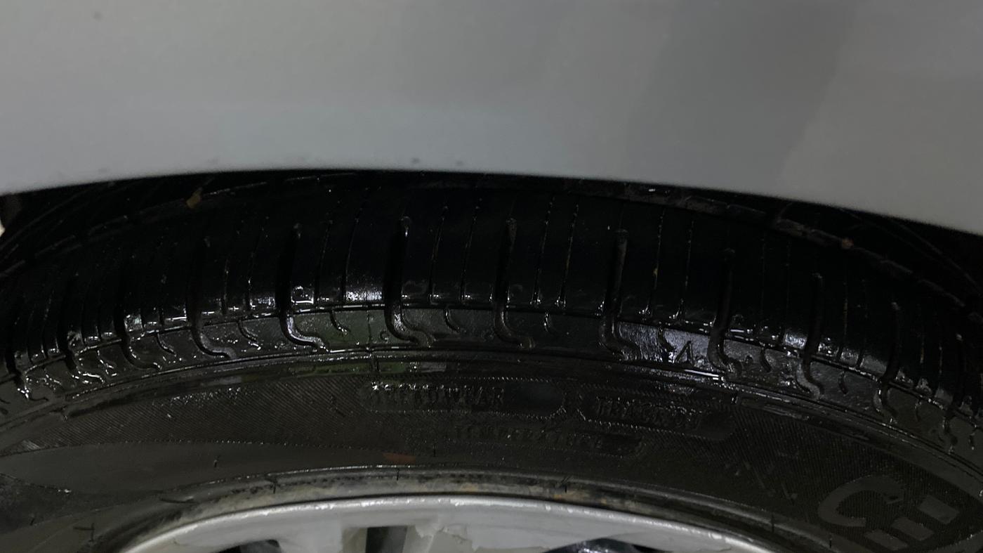 2021 Hyundai GRAND I10 NIOS MAGNA 1.2 KAPPA VTVT, Petrol, Manual, 83,984 km, Right Rear Tyre Tread