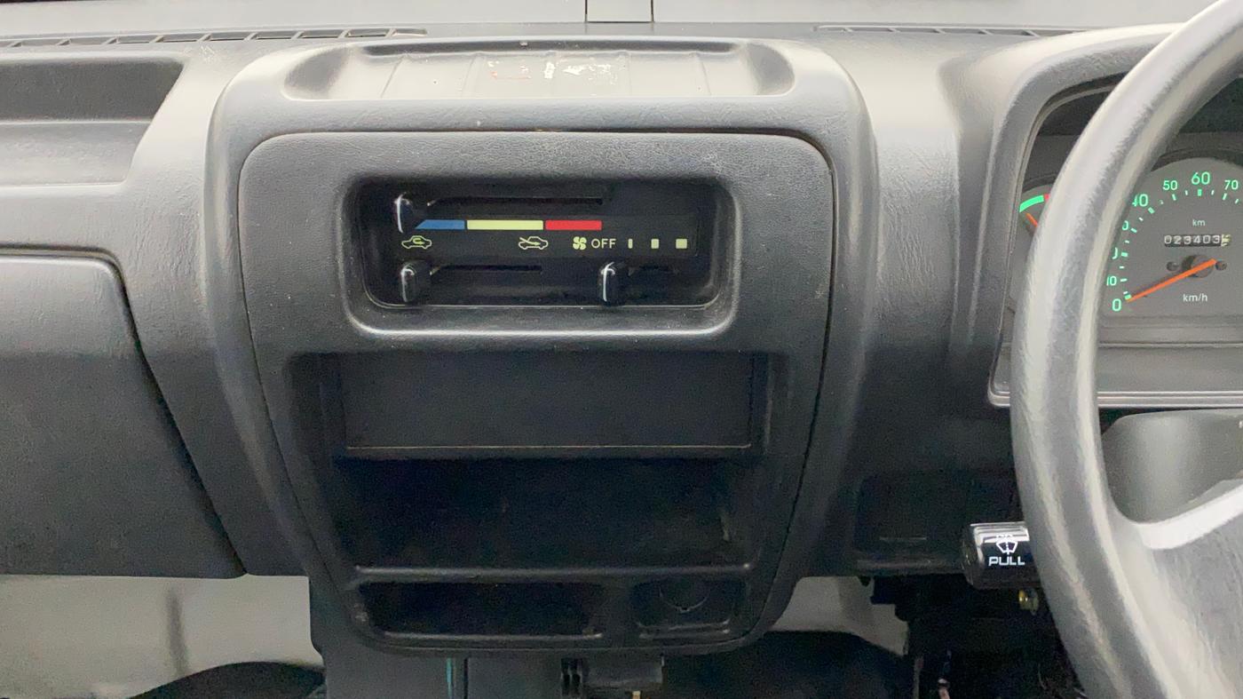 2017 Maruti OMNI E 8 STR, Petrol, Manual, 23,403 km, Air Conditioner