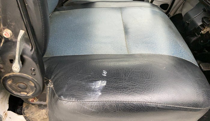 2017 Maruti OMNI E 8 STR, Petrol, Manual, 23,403 km, Driver Side Adjustment Panel