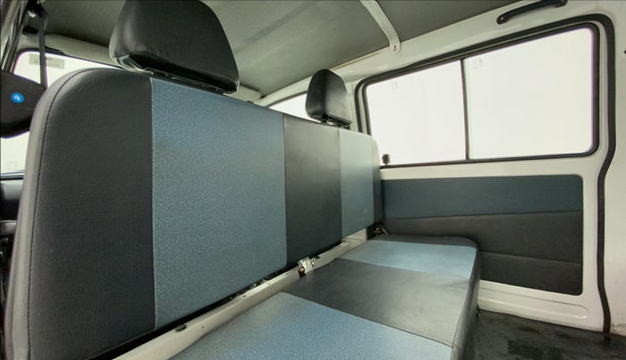 2017 Maruti OMNI E 8 STR, Petrol, Manual, 23,403 km, Right Side Rear Door Cabin