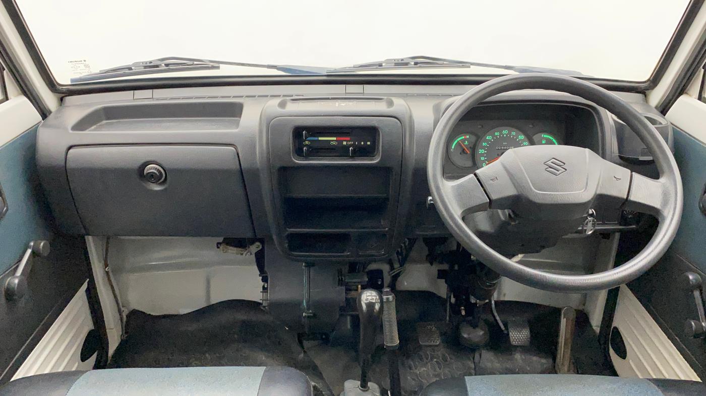 2017 Maruti OMNI E 8 STR, Petrol, Manual, 23,403 km, Dashboard