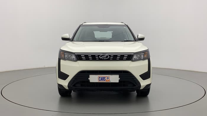 2022 Mahindra XUV300 W6 1.2 PETROL, Petrol, Manual, 21,151 km, Front