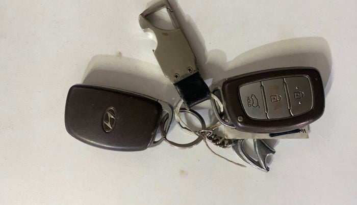 2016 Hyundai Creta SX PLUS AT 1.6 PETROL, Petrol, Automatic, 40,647 km, Key Close Up