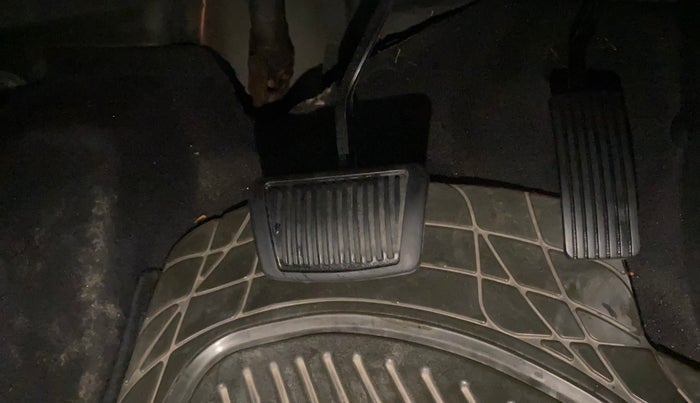 2016 Hyundai Creta SX PLUS AT 1.6 PETROL, Petrol, Automatic, 40,647 km, Pedals