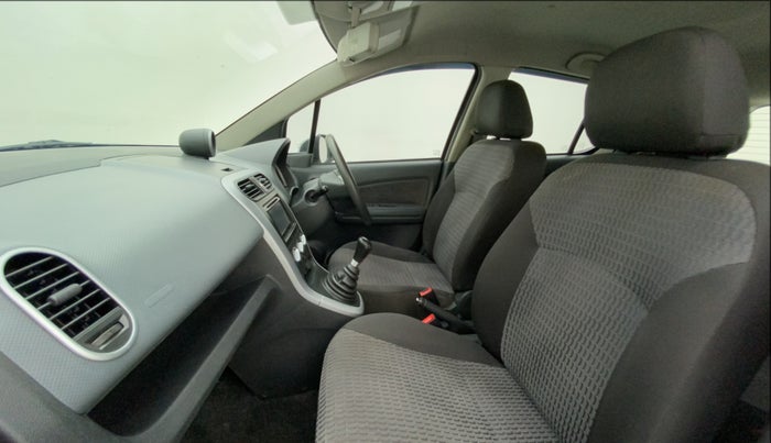 2013 Maruti Ritz ZDI, Diesel, Manual, 88,005 km, Right Side Front Door Cabin