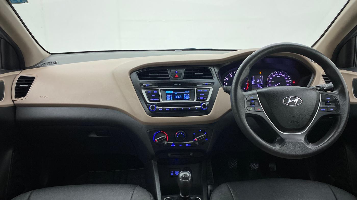 2017 Hyundai Elite i20 SPORTZ 1.2, Petrol, Manual, 61,555 km, Dashboard