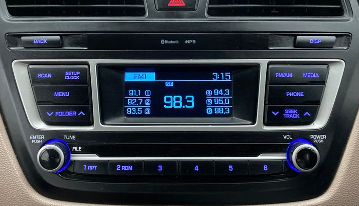 2017 Hyundai Elite i20 SPORTZ 1.2, Petrol, Manual, 61,555 km, Infotainment System