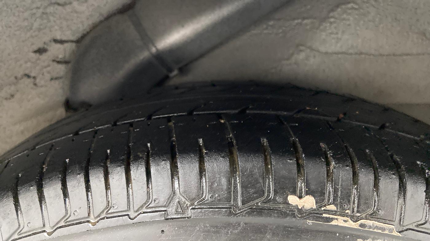 2013 Hyundai i10 MAGNA 1.1, Petrol, Manual, 91,344 km, Left Rear Tyre Tread