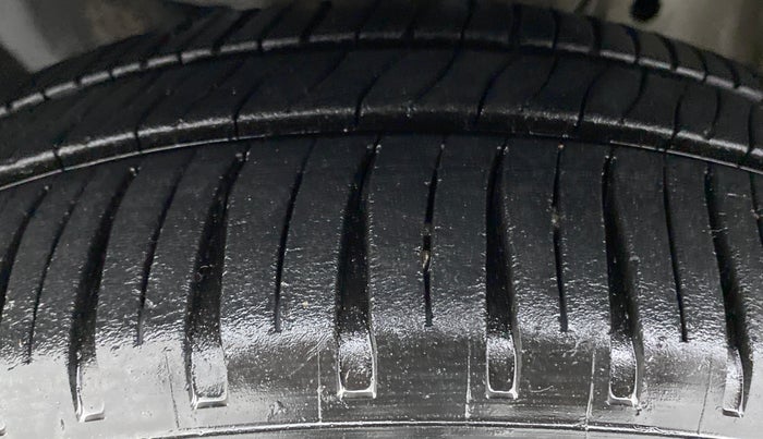 2021 Honda Jazz ZX CVT, Petrol, Automatic, 9,952 km, Left Front Tyre Tread