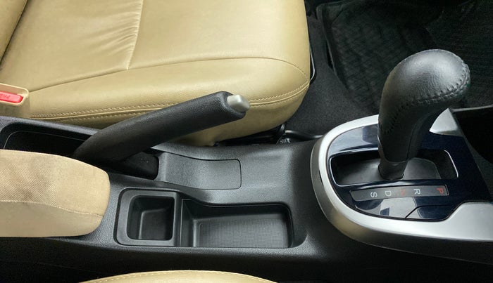 2021 Honda Jazz ZX CVT, Petrol, Automatic, 9,952 km, Gear Lever