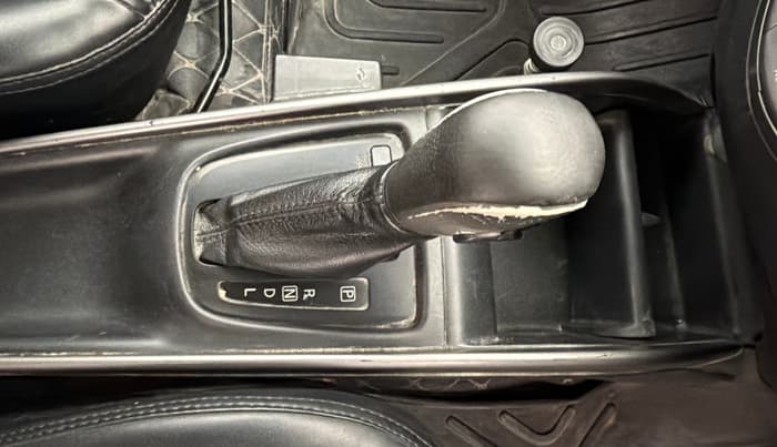 2019 Maruti Baleno ZETA CVT PETROL 1.2, Petrol, Automatic, 92,759 km, Gear Lever