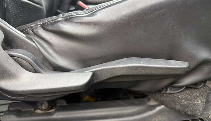 2019 Maruti Baleno ZETA CVT PETROL 1.2, Petrol, Automatic, 92,759 km, Driver Side Adjustment Panel