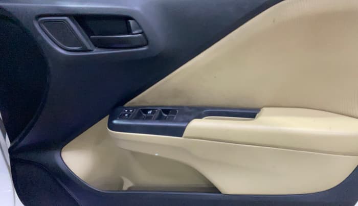 2015 Honda City 1.5L I-VTEC SV CVT, Petrol, Automatic, 78,160 km, Driver Side Door Panels Control
