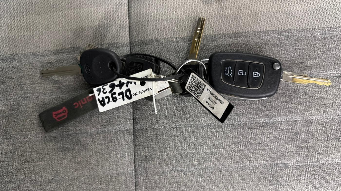 2021 Hyundai GRAND I10 NIOS SPORTZ 1.2 KAPPA VTVT CNG, CNG, Manual, 82,280 km, Key Close Up