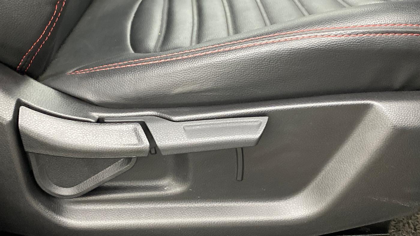 2021 KIA SONET HTK PLUS, Petrol, Manual, 5,112 km, Driver Side Adjustment Panel