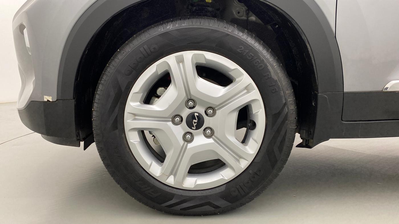 2021 KIA SONET HTK PLUS, Petrol, Manual, 5,112 km, Left Front Wheel