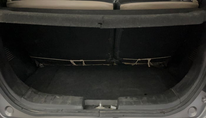 2015 Maruti Wagon R 1.0 VXI, Petrol, Manual, 30,312 km, Boot Inside