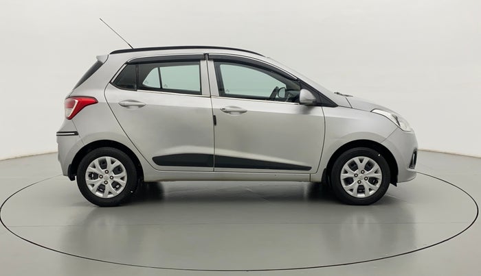 2016 Hyundai Grand i10 SPORTZ 1.2 KAPPA VTVT, Petrol, Manual, 60,309 km, Right Side View