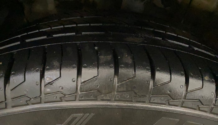2021 Hyundai Creta SX EXECUTIVE 1.5 PETROL, Petrol, Manual, 72,862 km, Left Front Tyre Tread