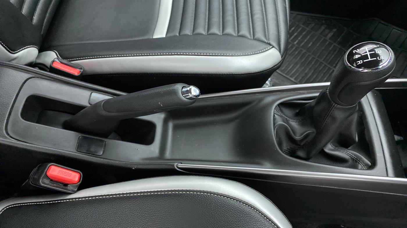 2020 Maruti Baleno DELTA 1.2 K12, Petrol, Manual, 7,607 km, Gear Lever