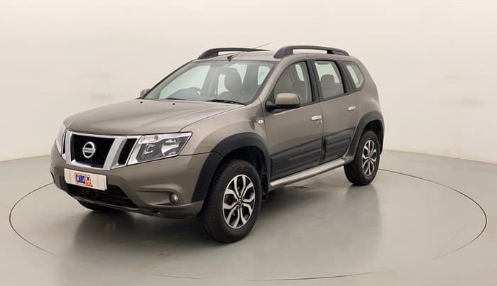 2015 Nissan Terrano XL (P), Petrol, Manual, 46,872 km, Left Front Diagonal