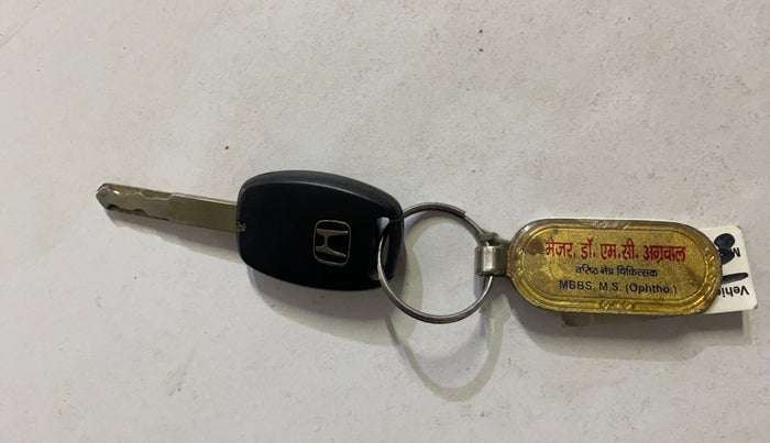 2014 Honda Amaze 1.2L I-VTEC S, Petrol, Manual, 70,330 km, Key Close Up