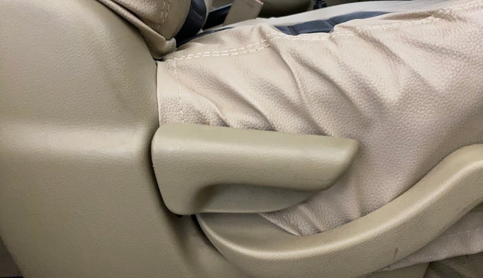 2014 Honda Amaze 1.2L I-VTEC S, Petrol, Manual, 70,330 km, Driver Side Adjustment Panel