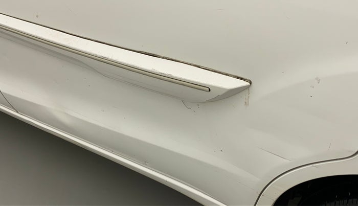 2014 Maruti Ertiga VXI, Petrol, Manual, 45,864 km, Rear left door - Slightly dented