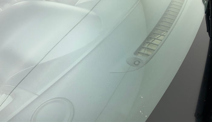 2014 Maruti Ertiga VXI, Petrol, Manual, 45,864 km, Front windshield - Minor spot on windshield