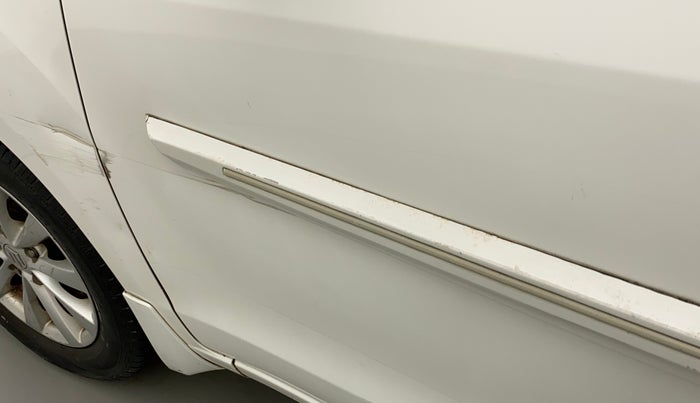 2014 Maruti Ertiga VXI, Petrol, Manual, 45,864 km, Front passenger door - Slightly dented