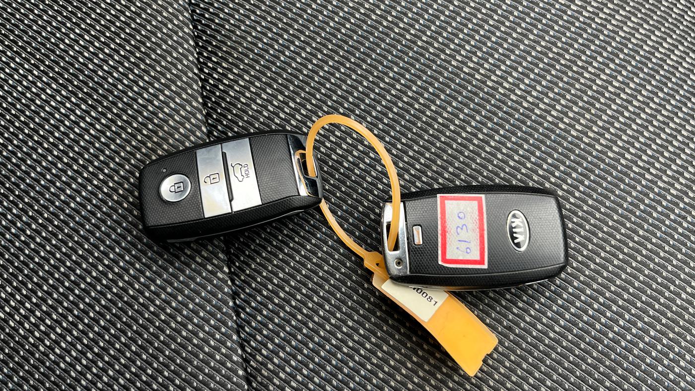2020 KIA SELTOS HTK PLUS 1.5 DIESEL, Diesel, Manual, 1,38,712 km, Key Close Up