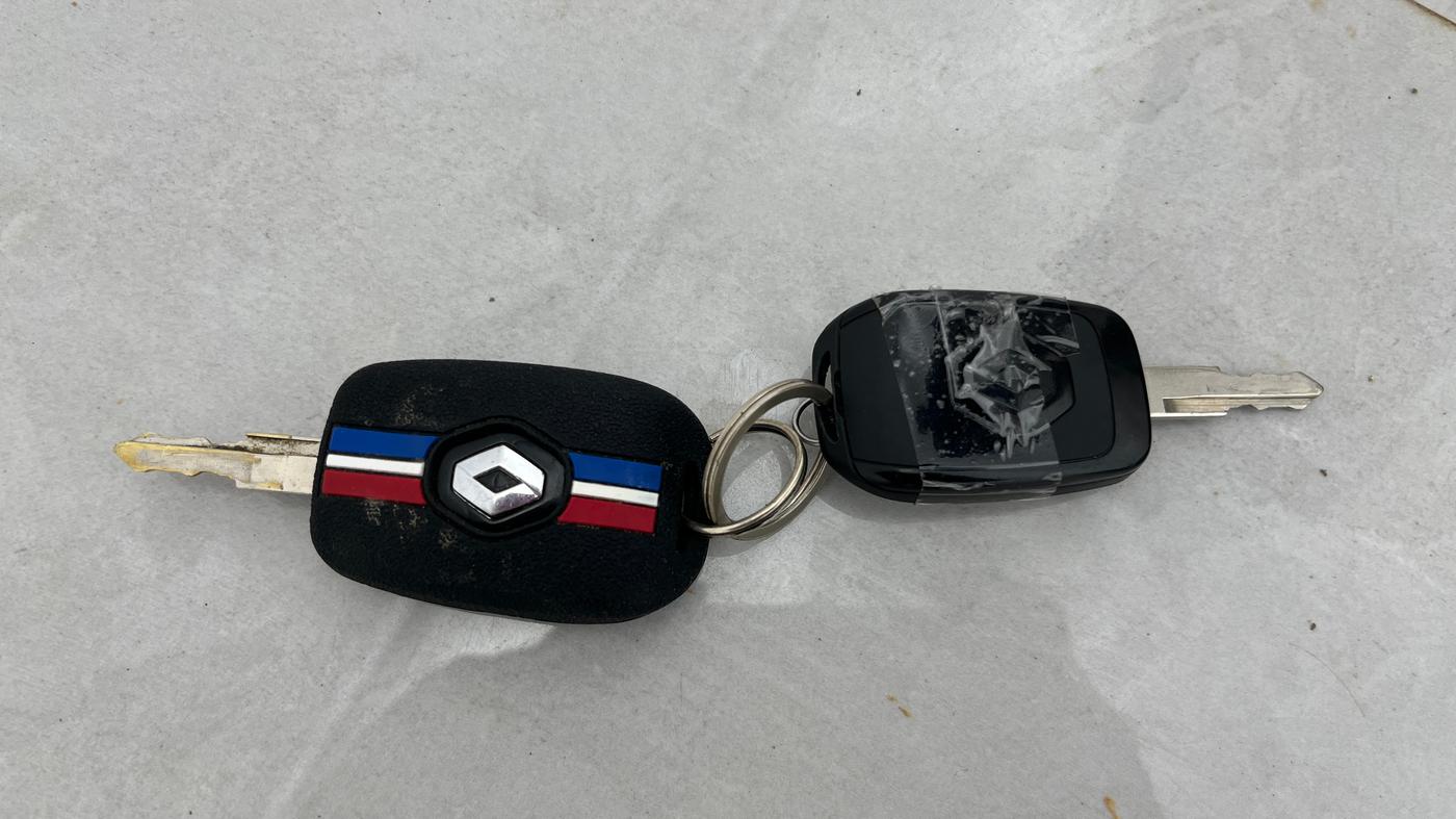 2022 Renault Kwid RXT 1.0 AMT, Petrol, Automatic, 27,722 km, Key Close Up