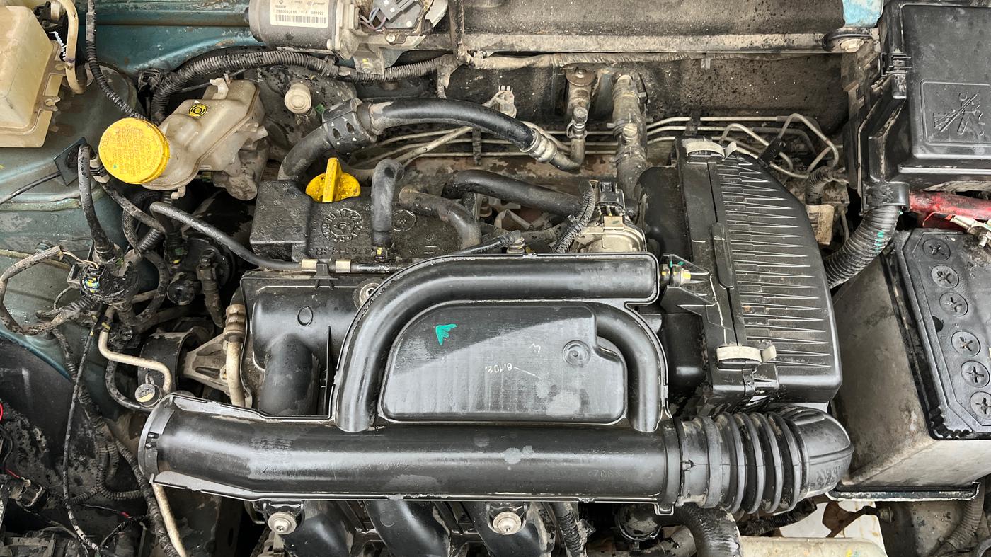 2022 Renault Kwid RXT 1.0 AMT, Petrol, Automatic, 27,722 km, Engine View
