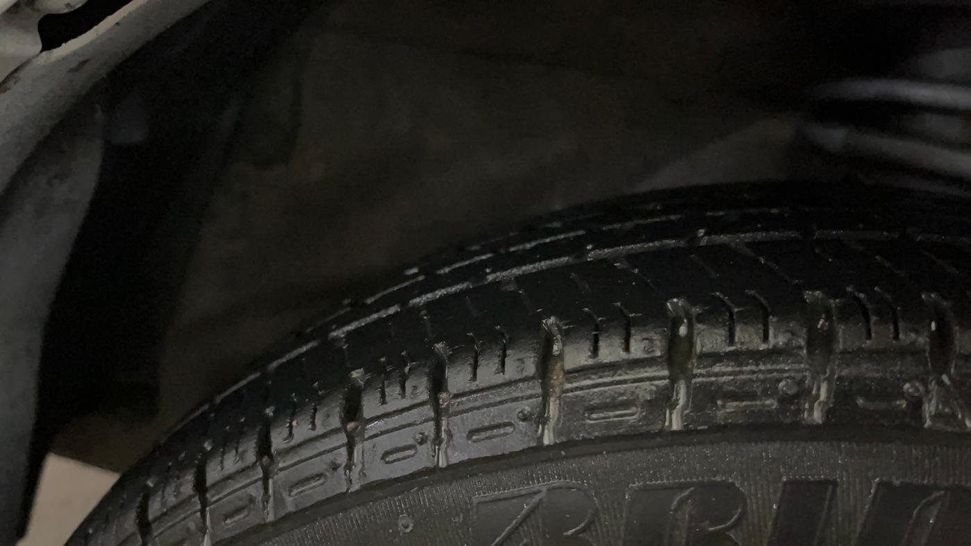 2016 Maruti Alto K10 VXI, Petrol, Manual, 32,078 km, Left Front Tyre Tread