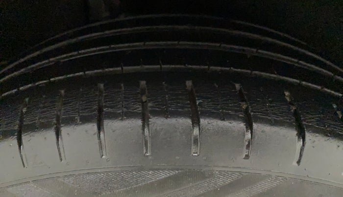2017 Maruti Baleno ZETA PETROL 1.2, Petrol, Manual, 58,136 km, Right Rear Tyre Tread