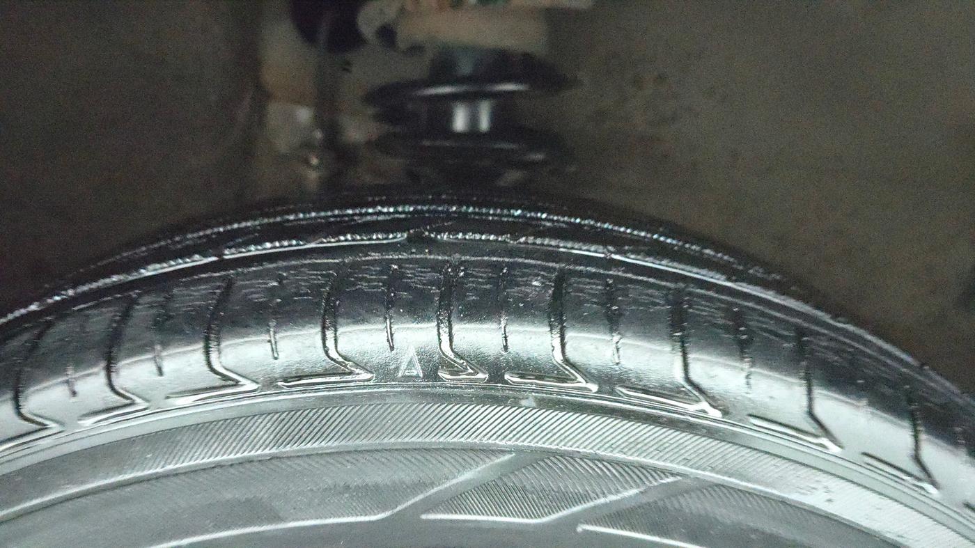 2015 Maruti Alto K10 VXI AMT, Petrol, Automatic, 94,133 km, Right Front Tyre Tread