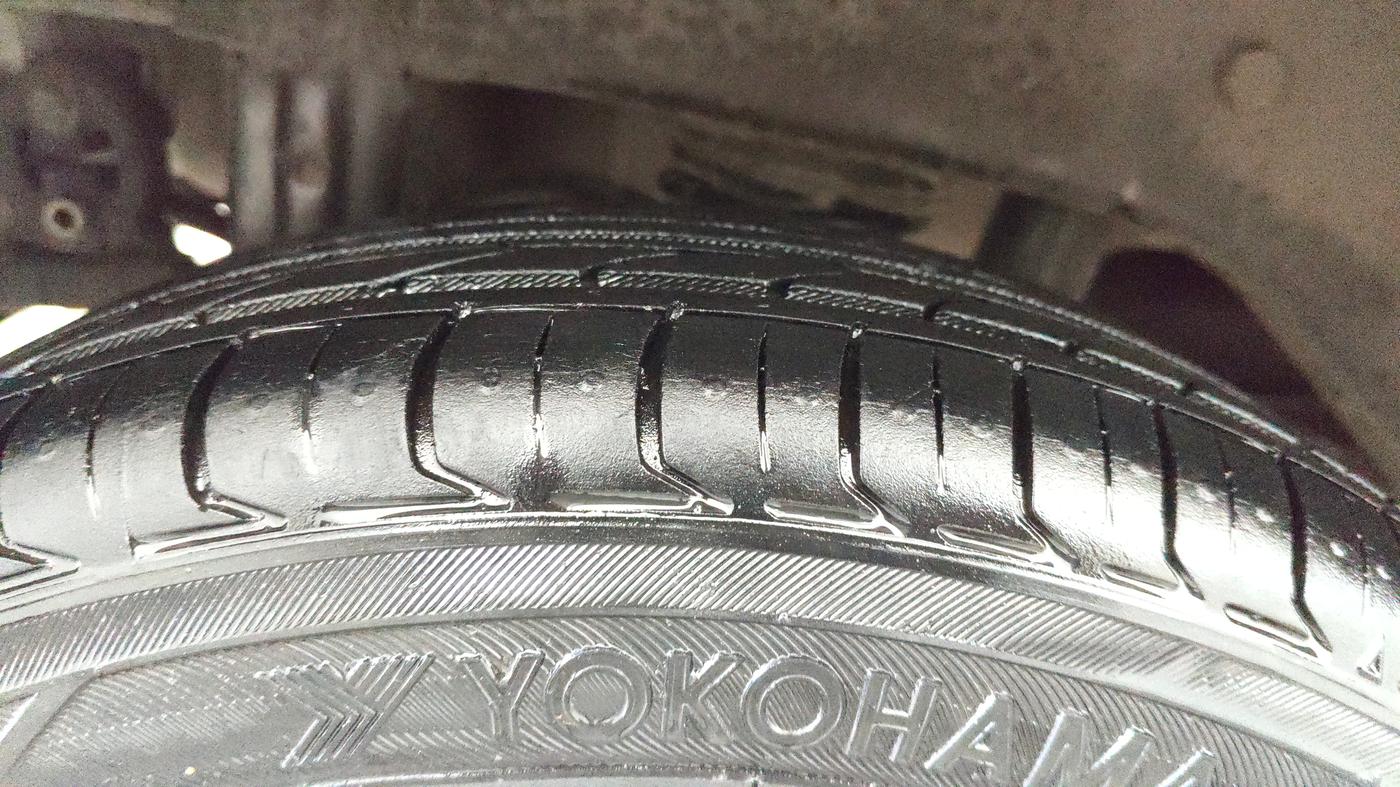 2015 Maruti Alto K10 VXI AMT, Petrol, Automatic, 94,133 km, Right Rear Tyre Tread