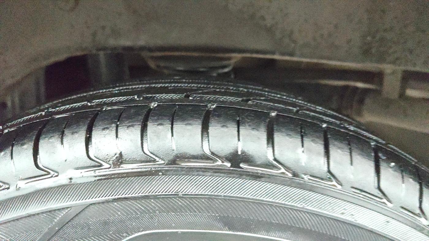 2015 Maruti Alto K10 VXI AMT, Petrol, Automatic, 94,133 km, Left Rear Tyre Tread